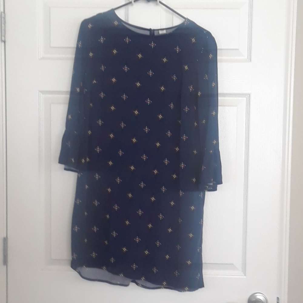 Old Navy dress with bell sleeves